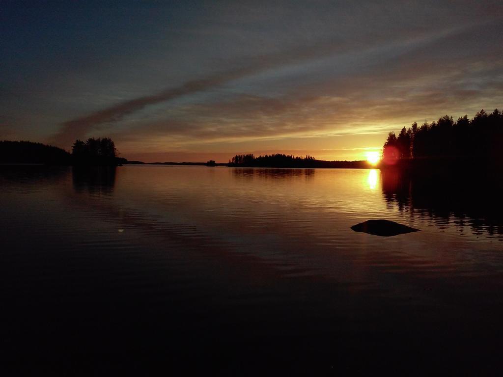 Kuoreksenniemi Villas & Lakehouse ปูมาลา ภายนอก รูปภาพ